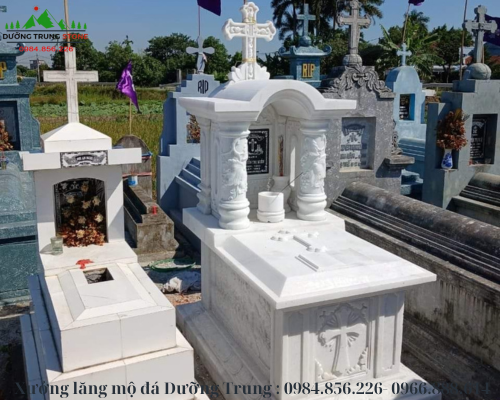 Mộ đạo bằng đá 03
